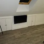 London Glamour Apartment Two